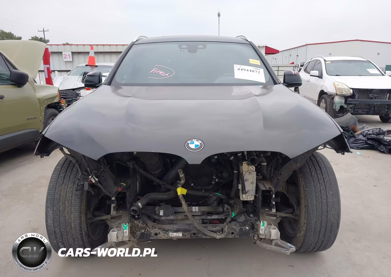 2019 BMW X3 xDrive30I VIN:5UXTR9C55KLR04988 - 13