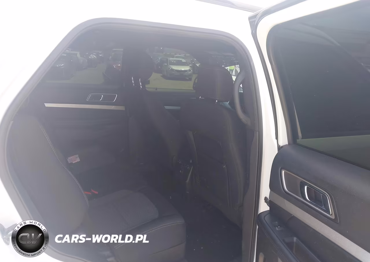 2017 Ford Explorer Xlt VIN:1FM5K7D84HGD16850 - 8