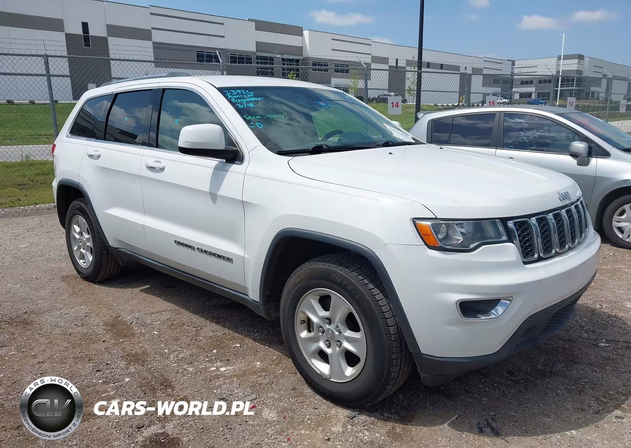 2017 Jeep Grand Cherokee Laredo 4X2 – zdjęcie 1 z 16