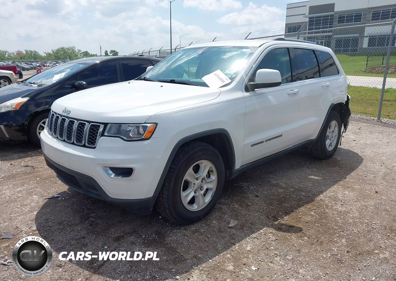 2017 Jeep Grand Cherokee Laredo 4X2 VIN:1C4RJEAG3HC965233 - 2