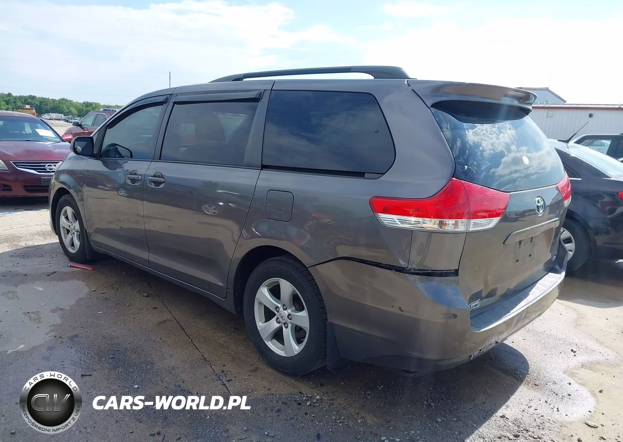2012 Toyota Sienna Le V6 8 Passenger VIN:5TDKK3DC0CS224542 - 3