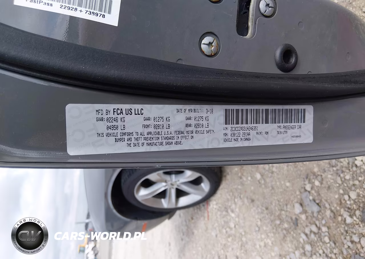 2018 Dodge Challenger Sxt VIN:2C3CDZAG3JH246351 - 9