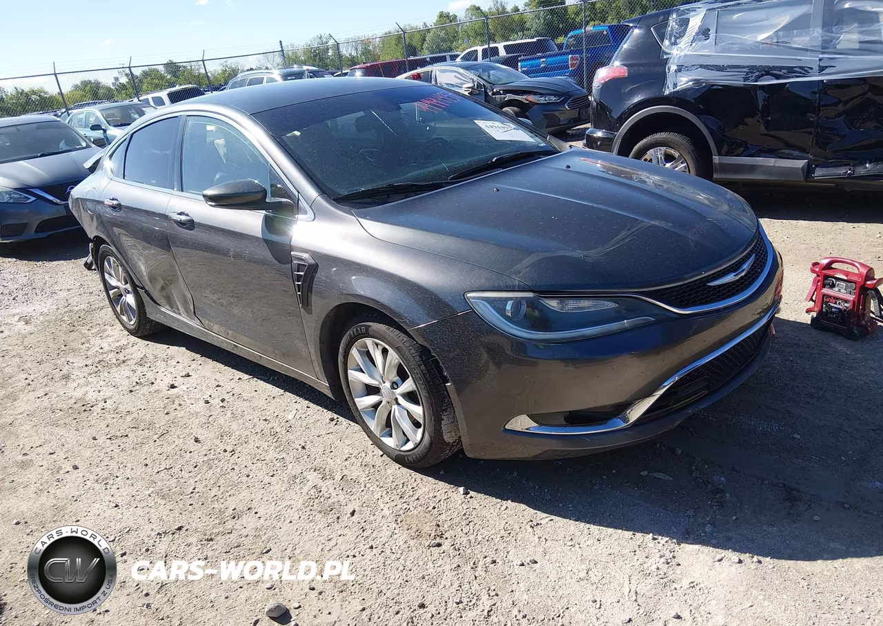 2015 Chrysler 200 C – zdjęcie 1 z 17