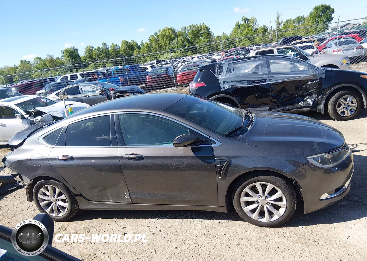 2015 Chrysler 200 C VIN:1C3CCCCB1FN576490 - 14
