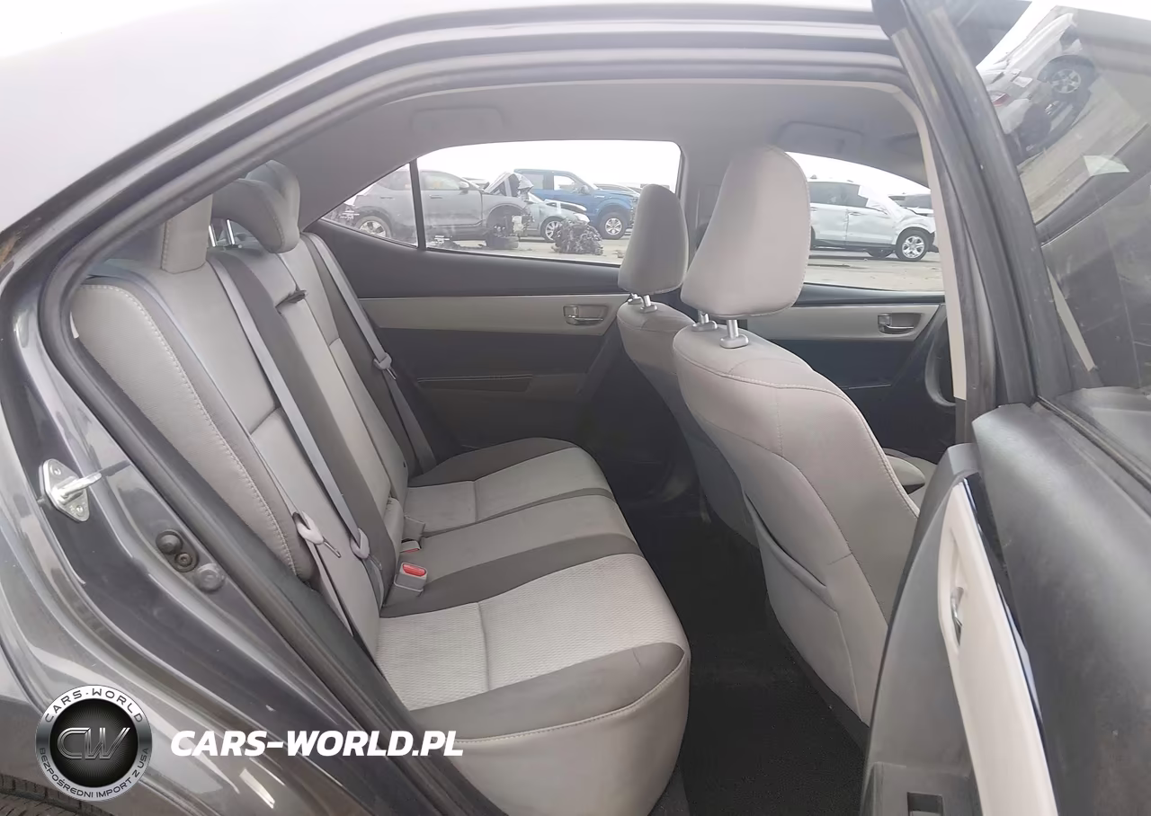 2017 Toyota Corolla Le VIN:5YFBURHE5HP573852 - 8