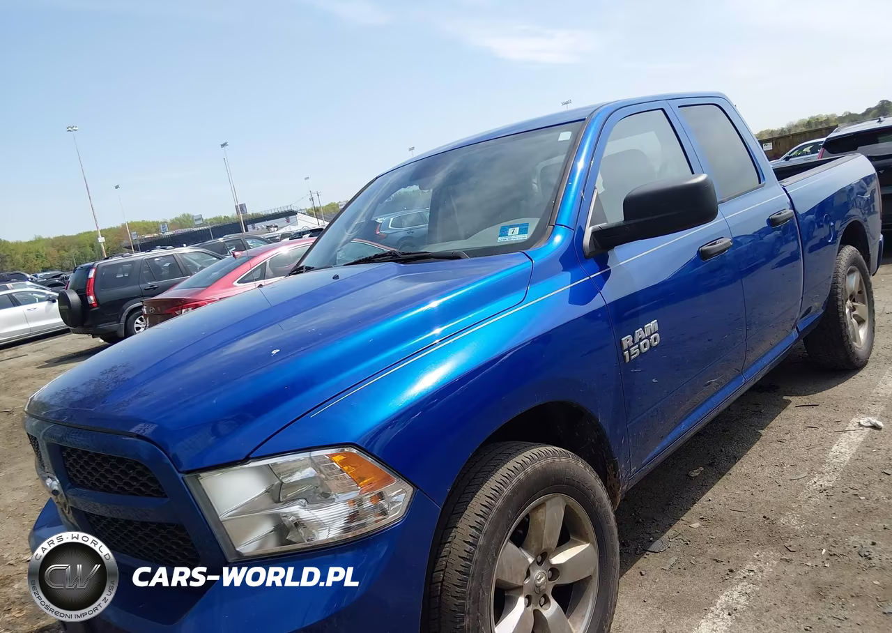 2018 Ram 1500 Express 4X4 6'4 Box VIN:1C6RR7FG4JS309073 - 12
