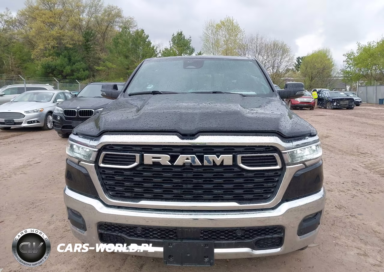 2025 Ram 1500 VIN:1C6SRFFP5SN646766 - 12