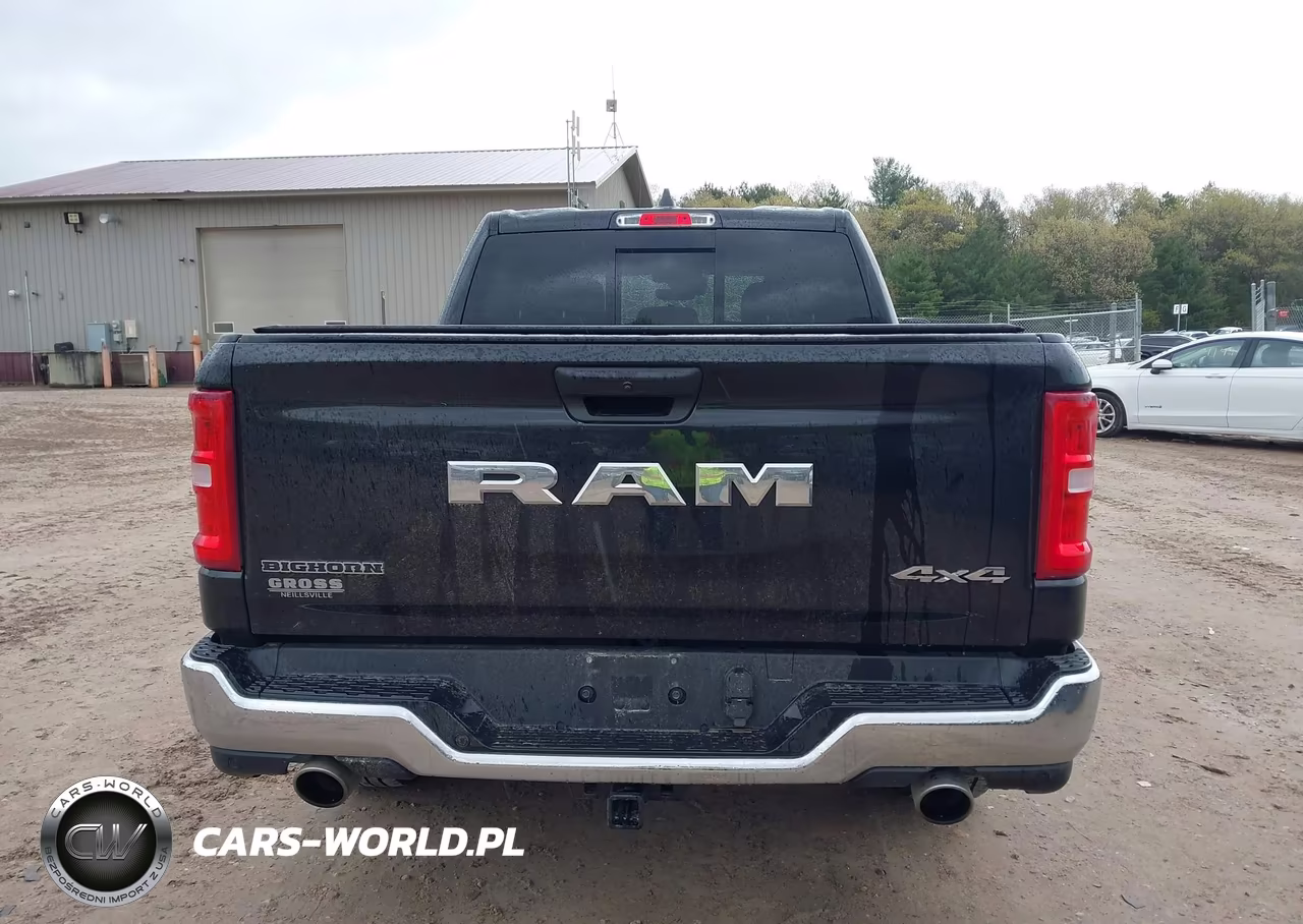 2025 Ram 1500 VIN:1C6SRFFP5SN646766 - 16