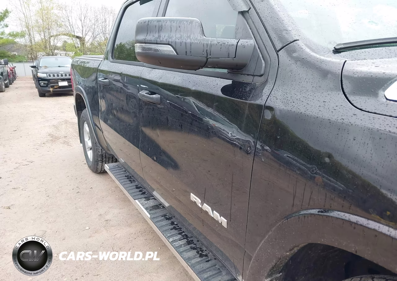 2025 Ram 1500 VIN:1C6SRFFP5SN646766 - 19