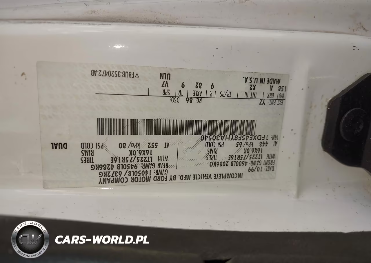 2000 Ford E-450 Cutaway Standard VIN:1FDXE45F8YHA30540 - 8