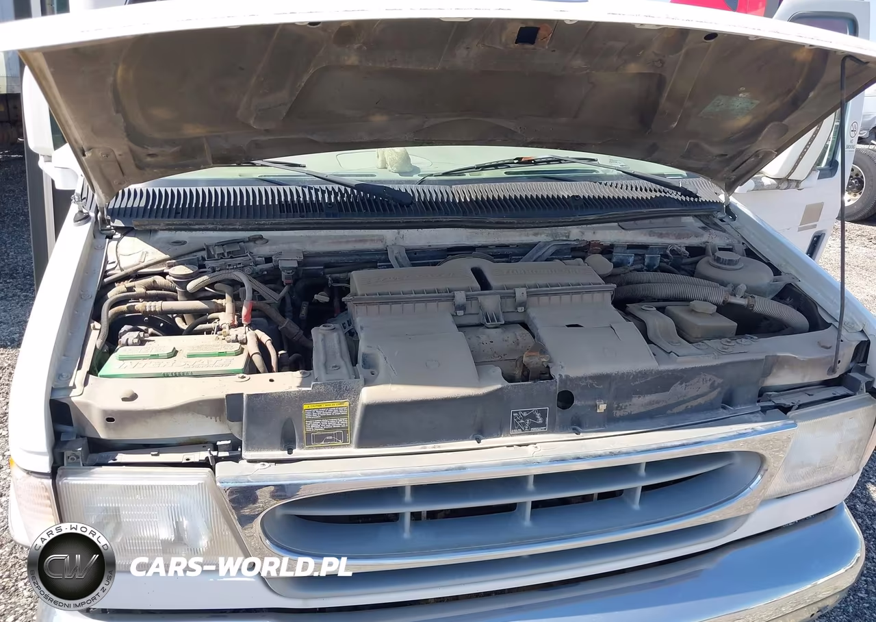 2000 Ford E-450 Cutaway Standard VIN:1FDXE45F8YHA30540 - 9