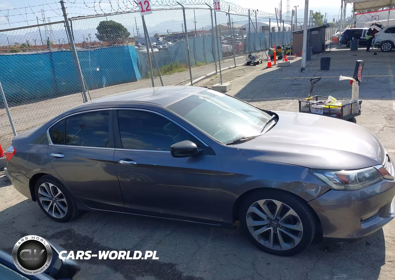 2014 Honda Accord Sport VIN:1HGCR2F51EA129143 - 13