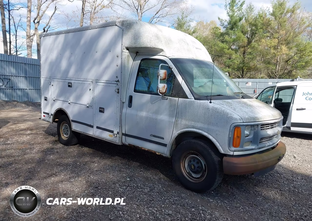 2001 Chevrolet Express Comm Cutaway