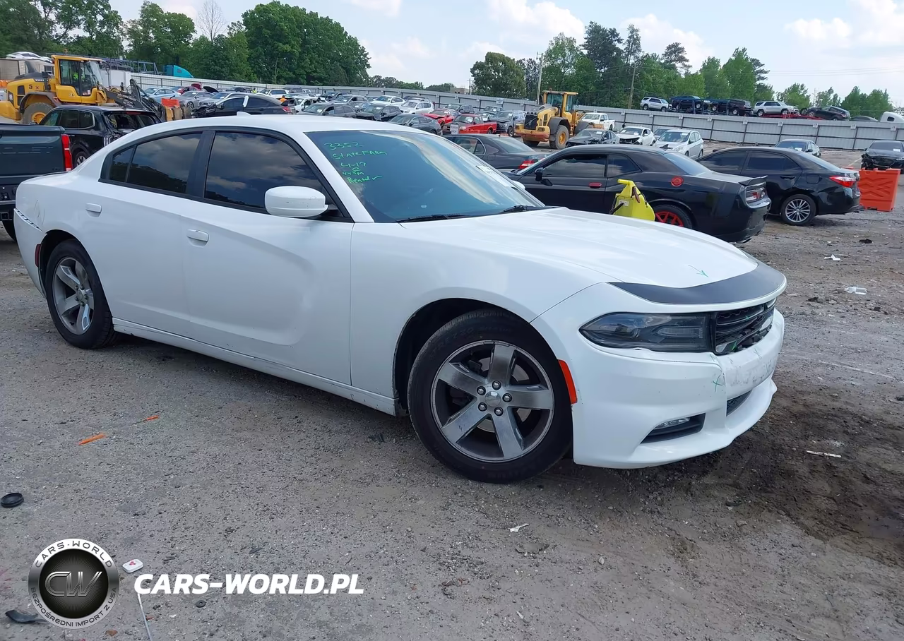 2015 Dodge Charger Sxt – zdjęcie 1 z 17