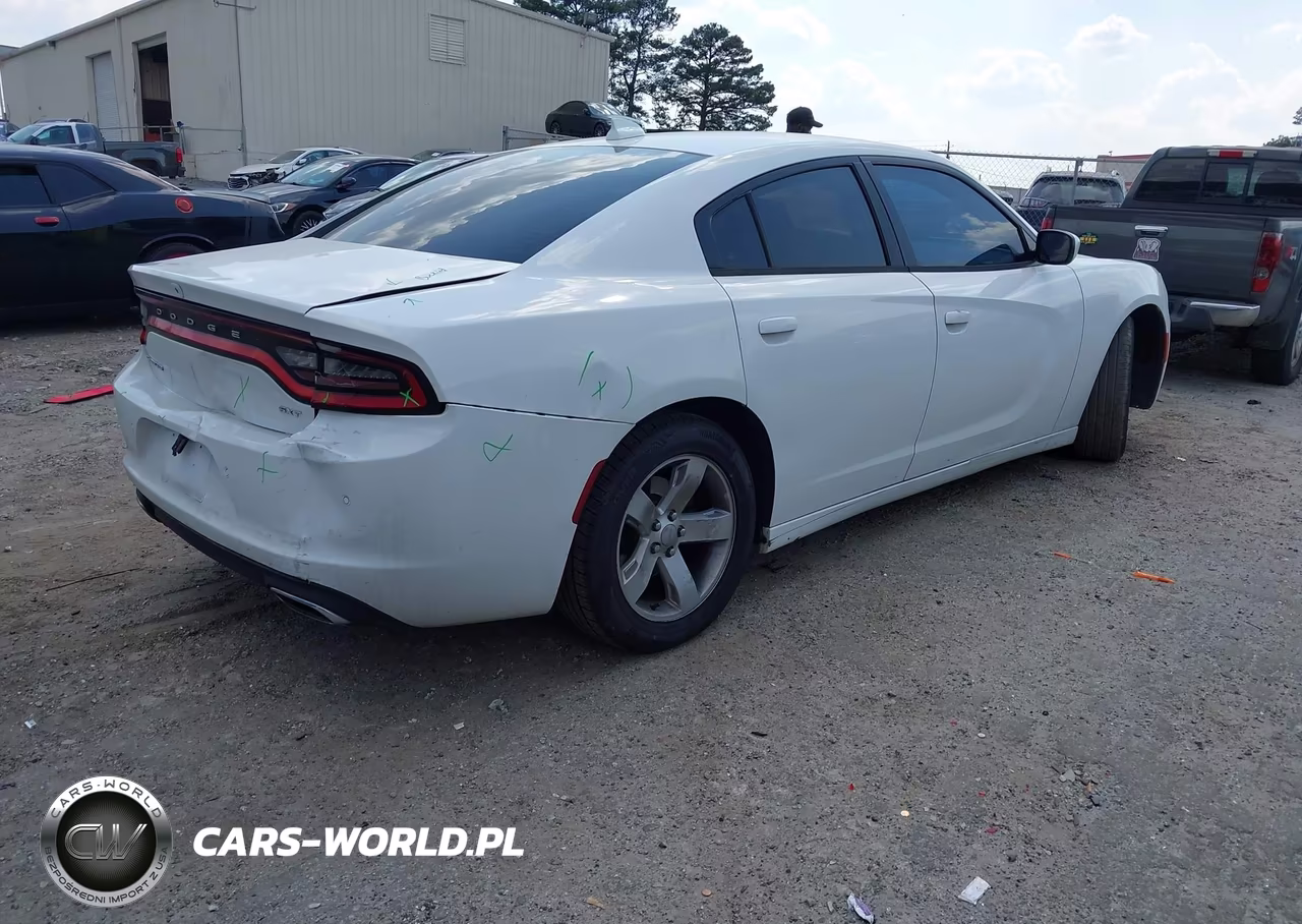 2015 Dodge Charger Sxt VIN:2C3CDXHG5FH862781 - 4