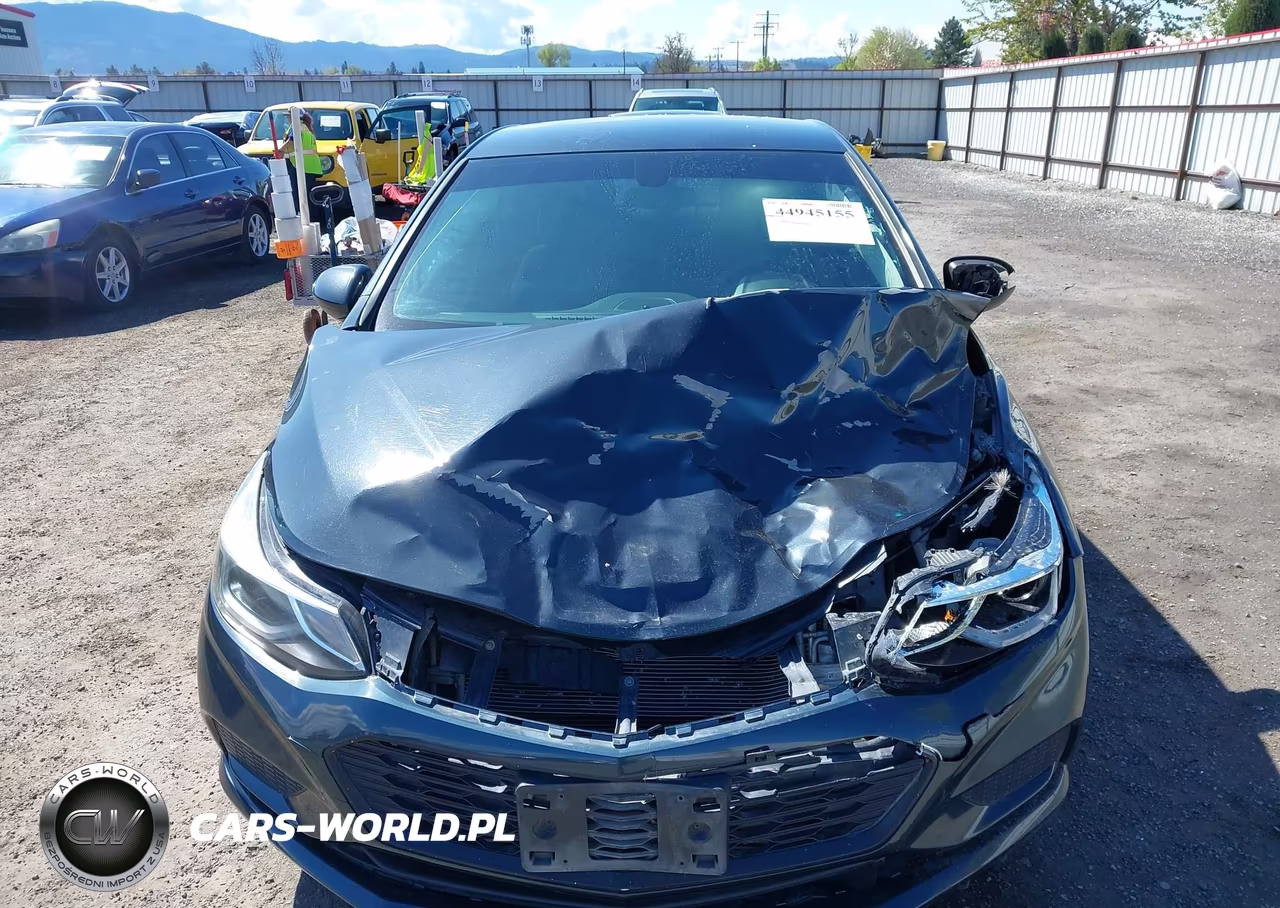 2018 Chevrolet Cruze Lt Auto VIN:1G1BE5SM8J7216199 - 11