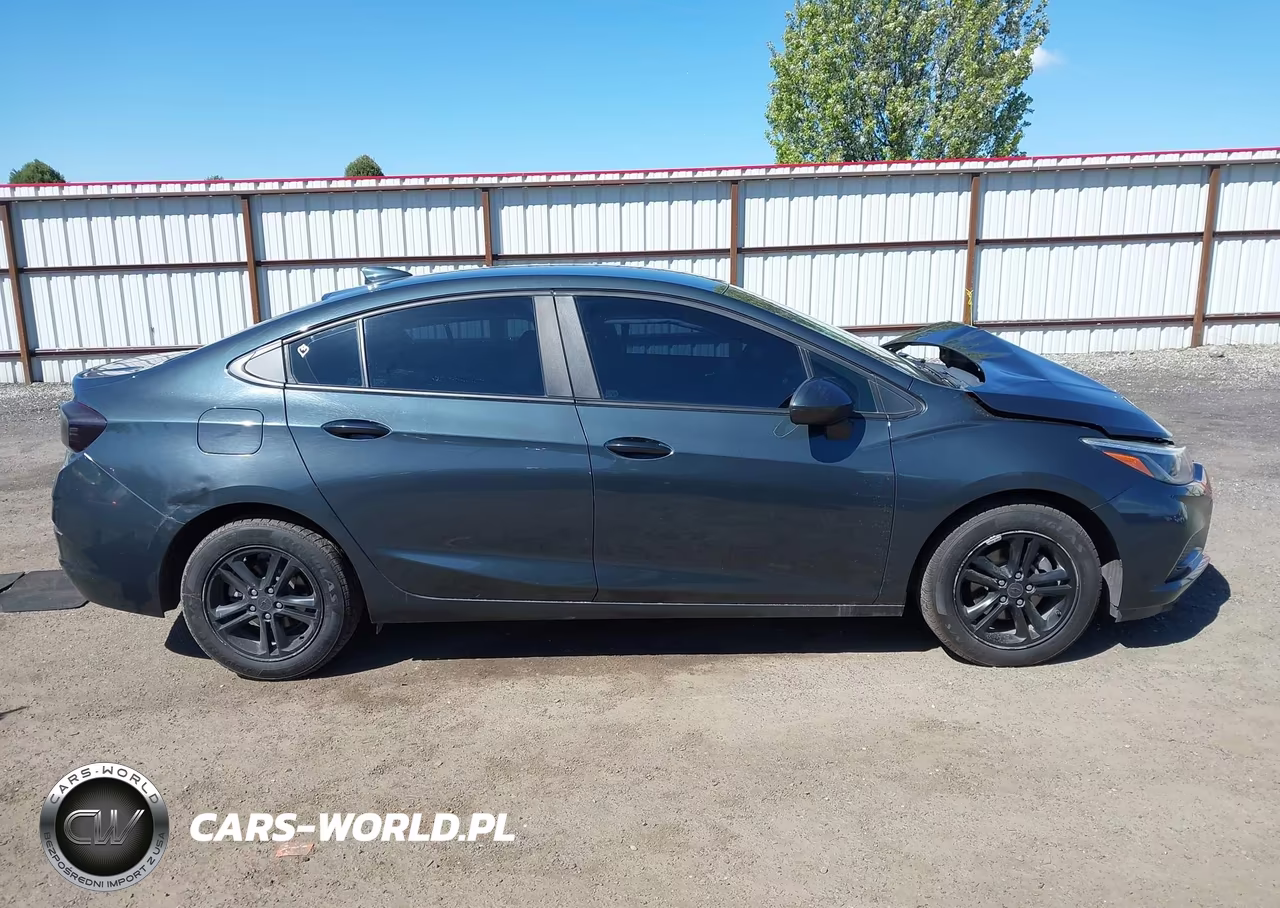 2018 Chevrolet Cruze Lt Auto VIN:1G1BE5SM8J7216199 - 12