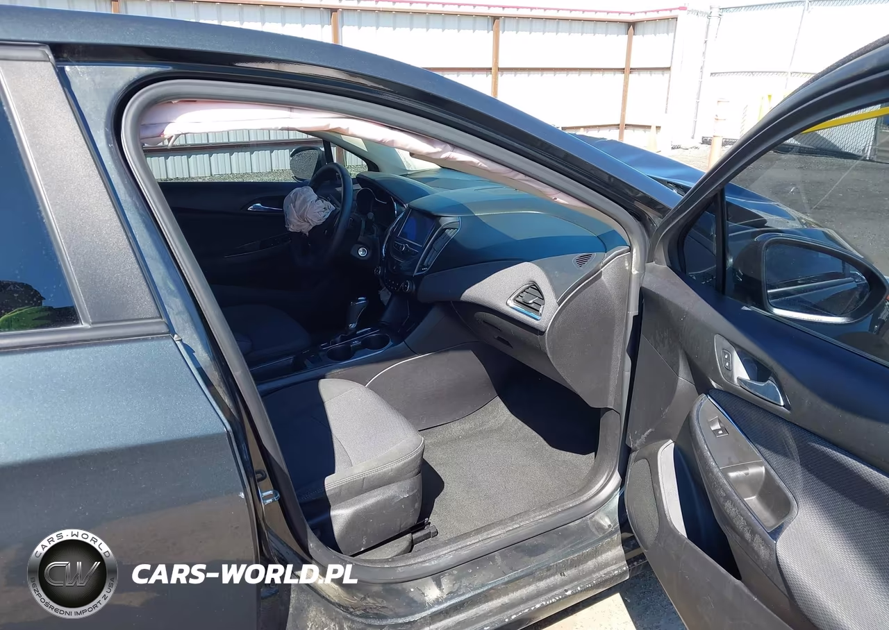 2018 Chevrolet Cruze Lt Auto VIN:1G1BE5SM8J7216199 - 5