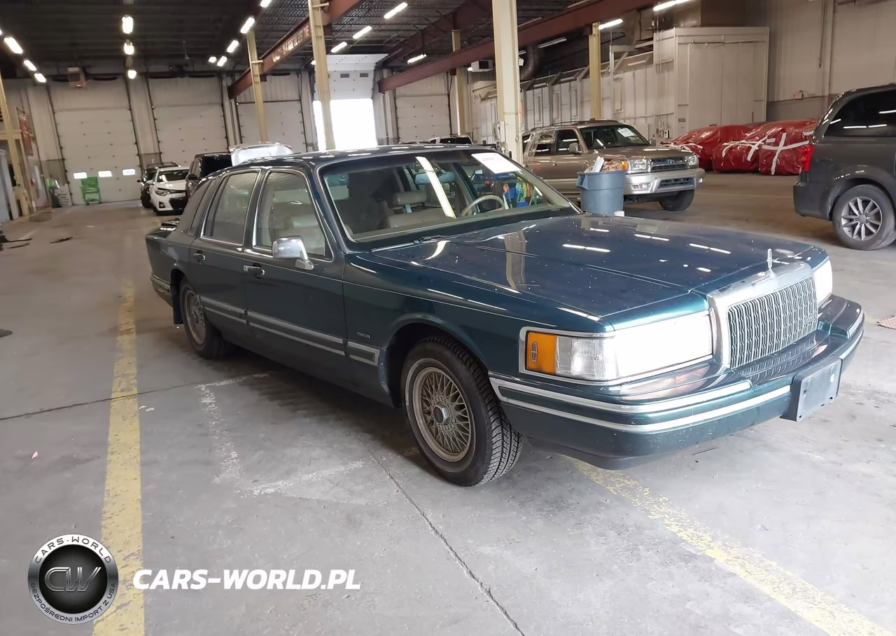 1994 Lincoln Town Car Signature-Tournament