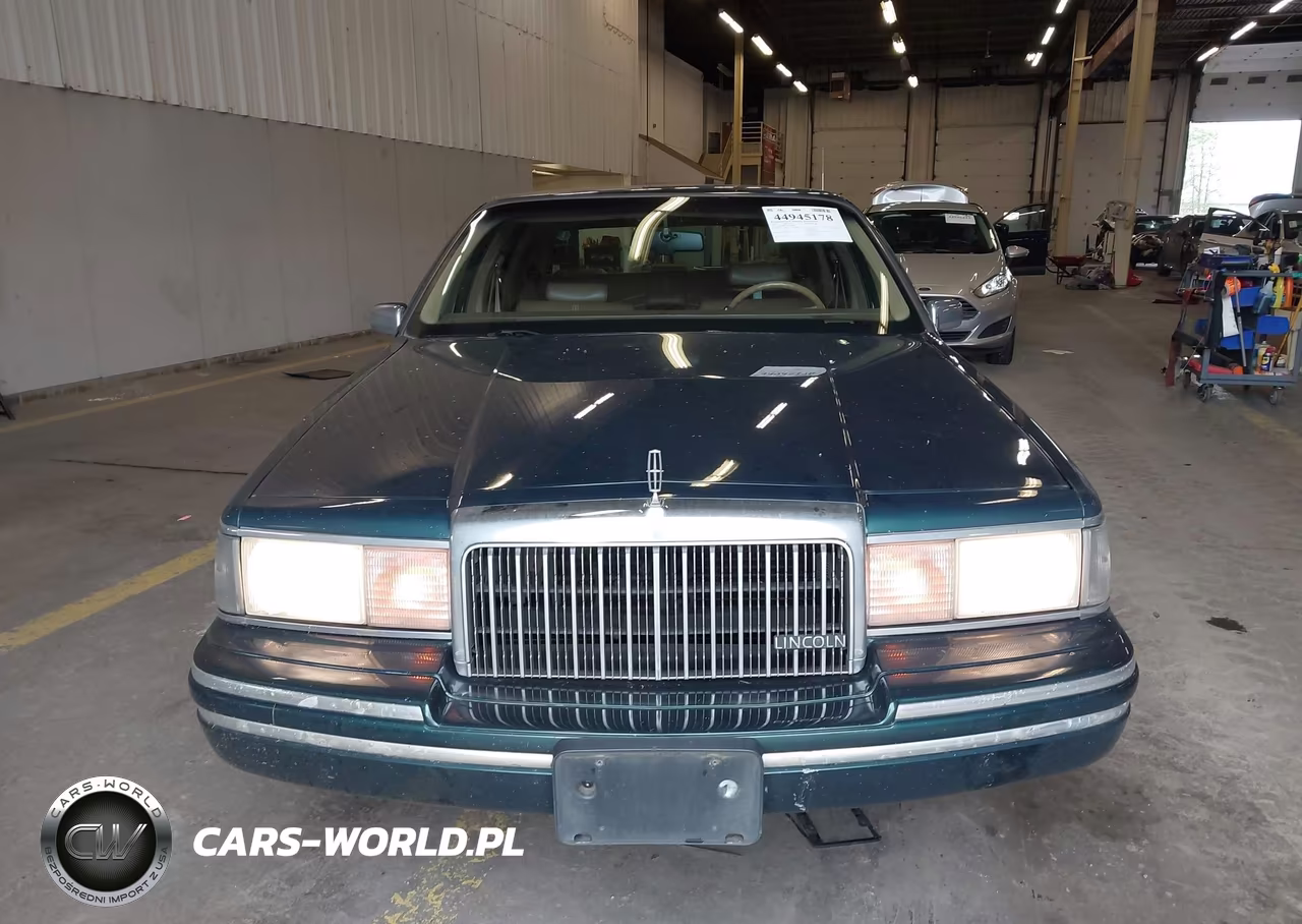 1994 Lincoln Town Car Signature-Tournament VIN:1LNLM82W2RY710741 - 12