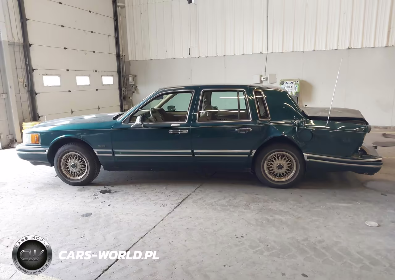 1994 Lincoln Town Car Signature-Tournament VIN:1LNLM82W2RY710741 - 14