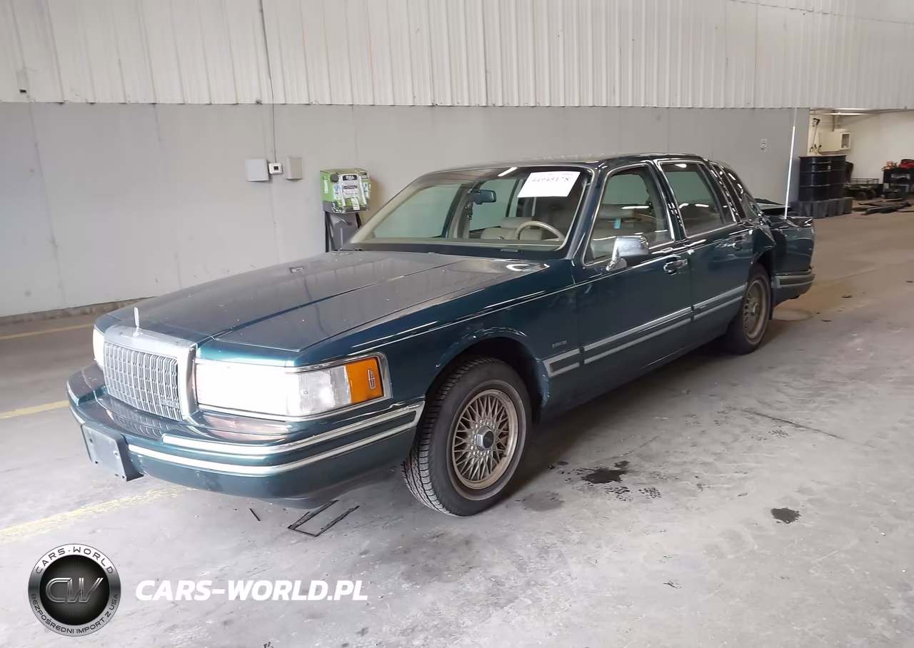 1994 Lincoln Town Car Signature-Tournament VIN:1LNLM82W2RY710741 - 2