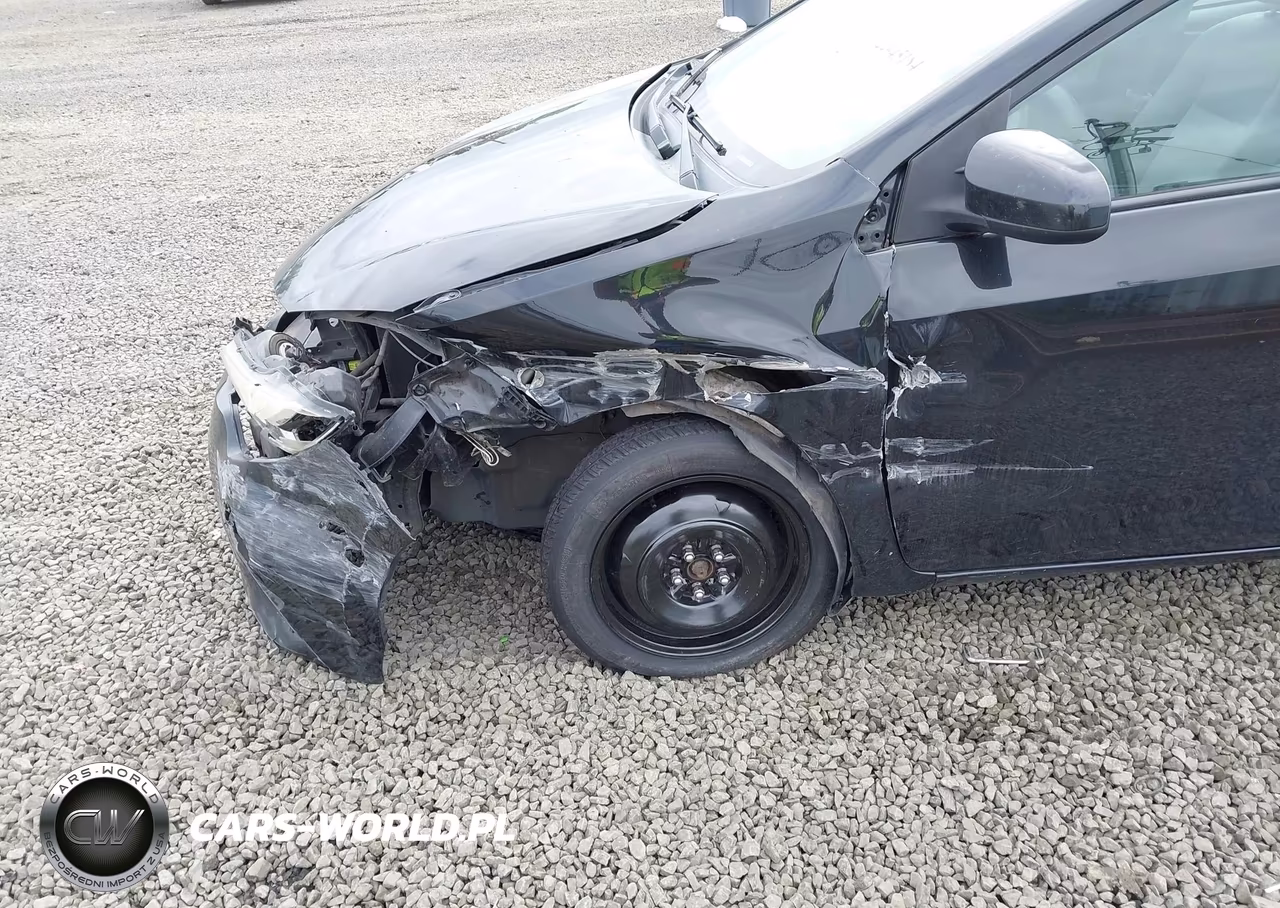 2016 Toyota Corolla Le VIN:2T1BURHE2GC625808 - 6
