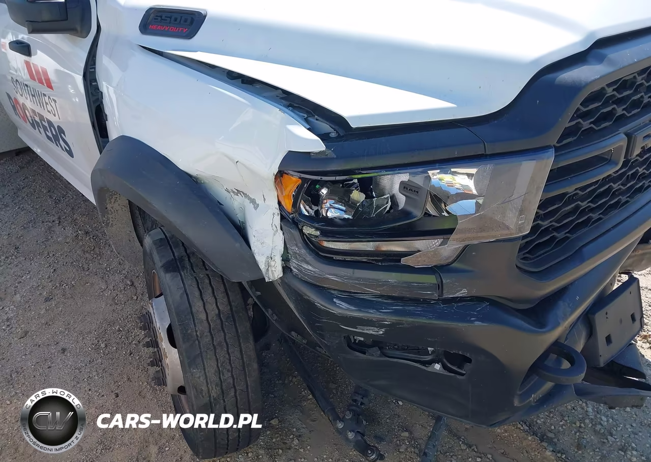2024 Ram 5500 Chassis Tradesman-Slt VIN:3C7WRMFL0RG174039 - 12