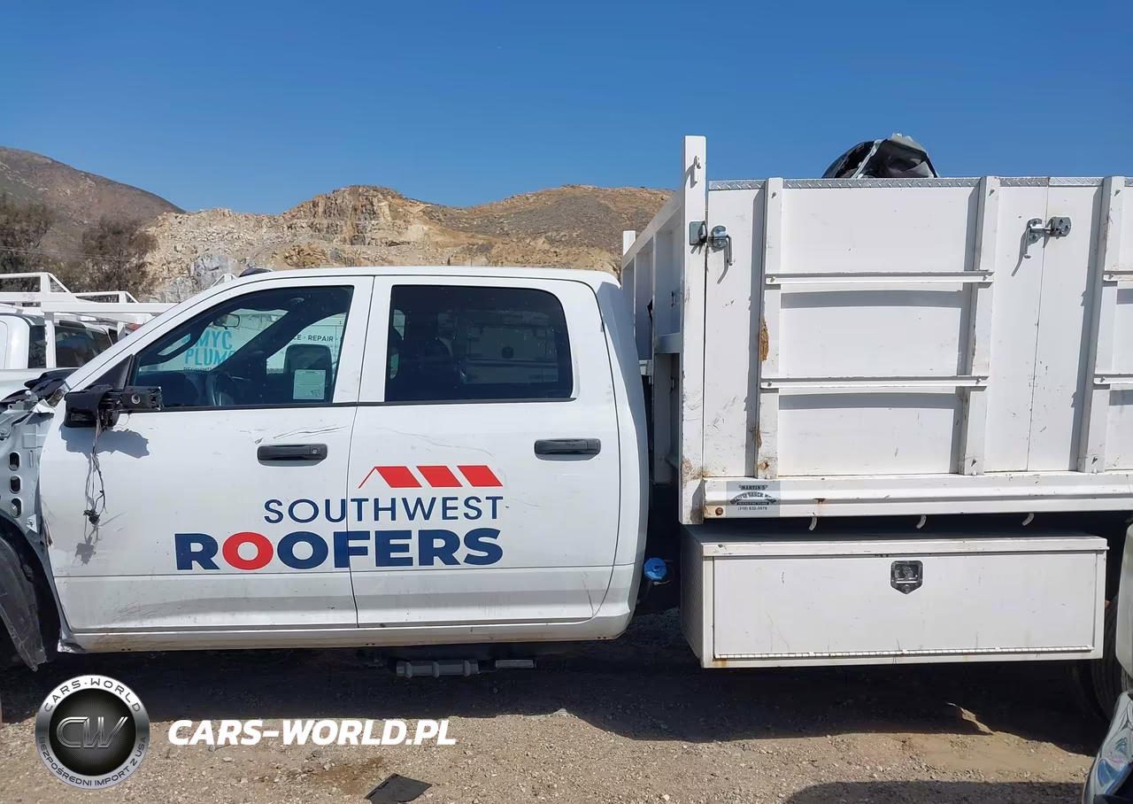 2024 Ram 5500 Chassis Tradesman-Slt VIN:3C7WRMFL0RG174039 - 17
