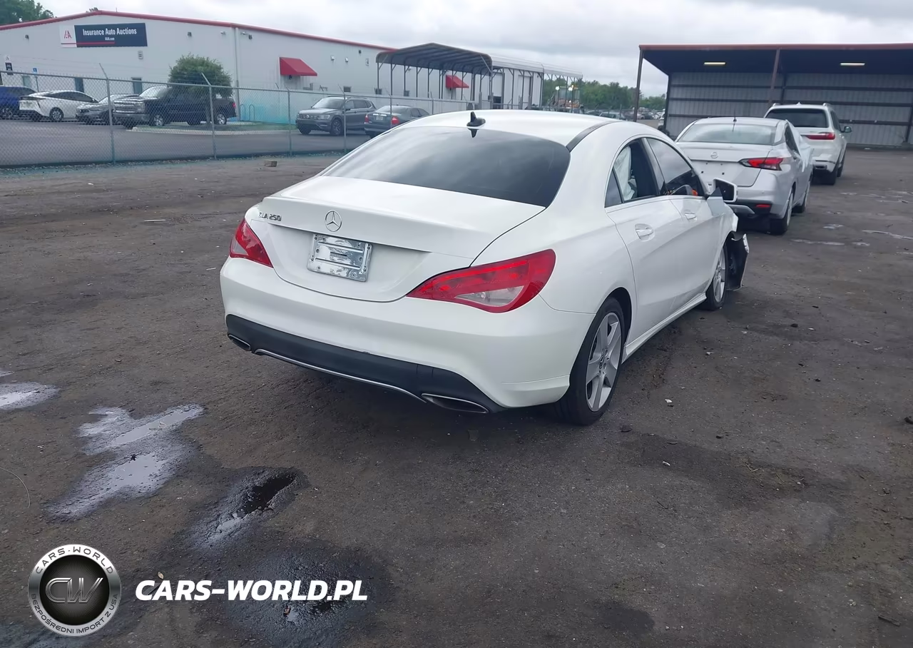 2018 Mercedes-Benz Cla 250 VIN:WDDSJ4EB6JN697630 - 4