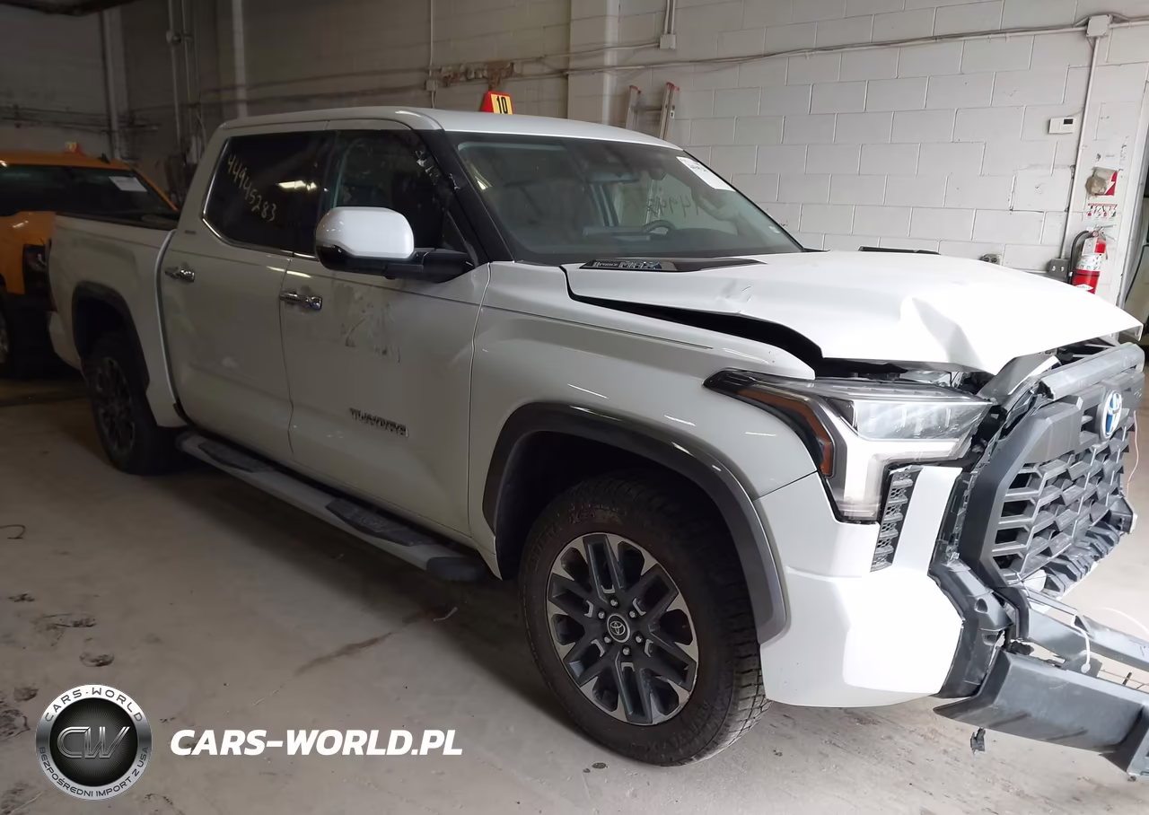 2023 Toyota Tundra Crewmax Limited