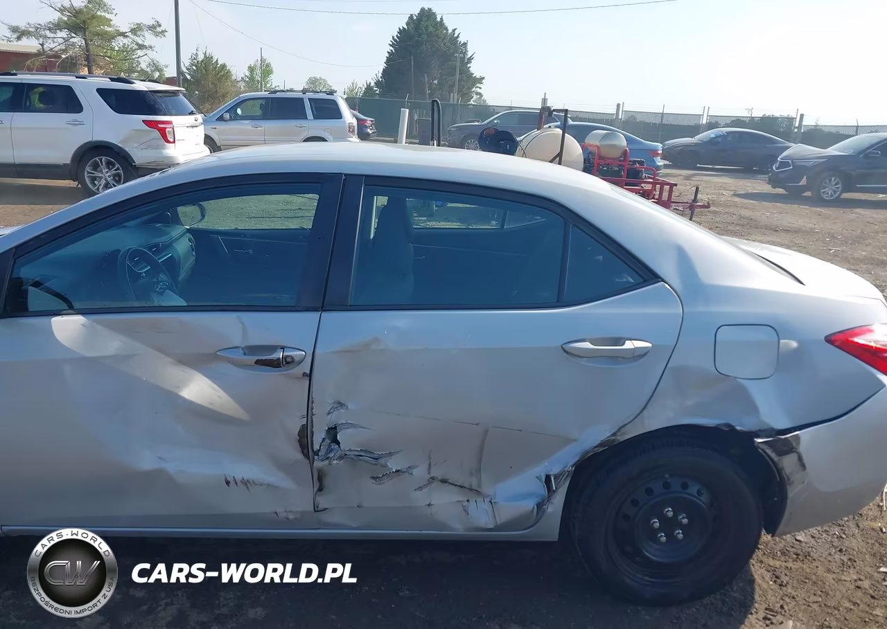 2019 Toyota Corolla Le VIN:2T1BURHE6KC242902 - 6