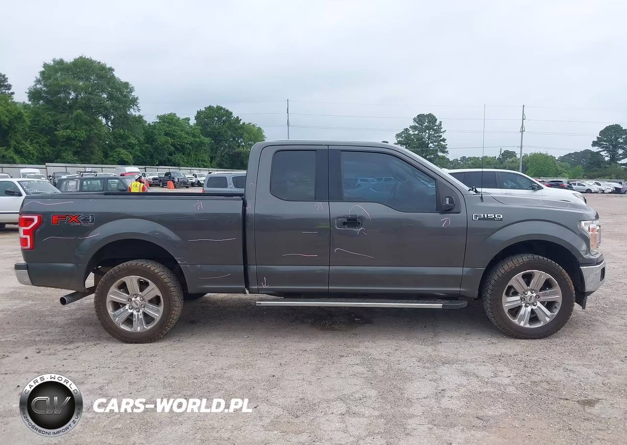 2018 Ford F-150 Xlt VIN:1FTEX1EP3JKC38055 - 14