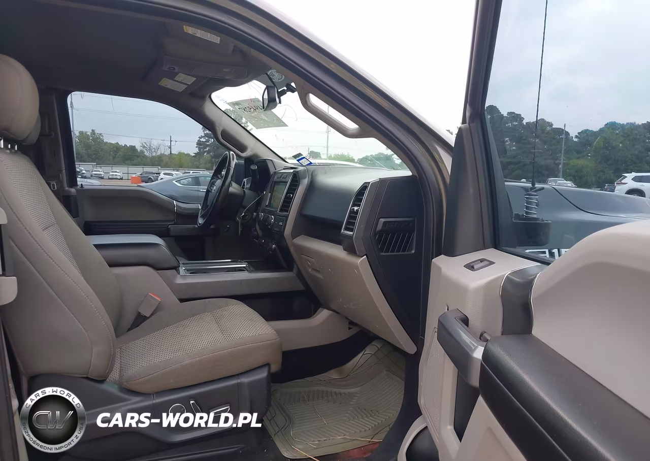 2018 Ford F-150 Xlt VIN:1FTEX1EP3JKC38055 - 5