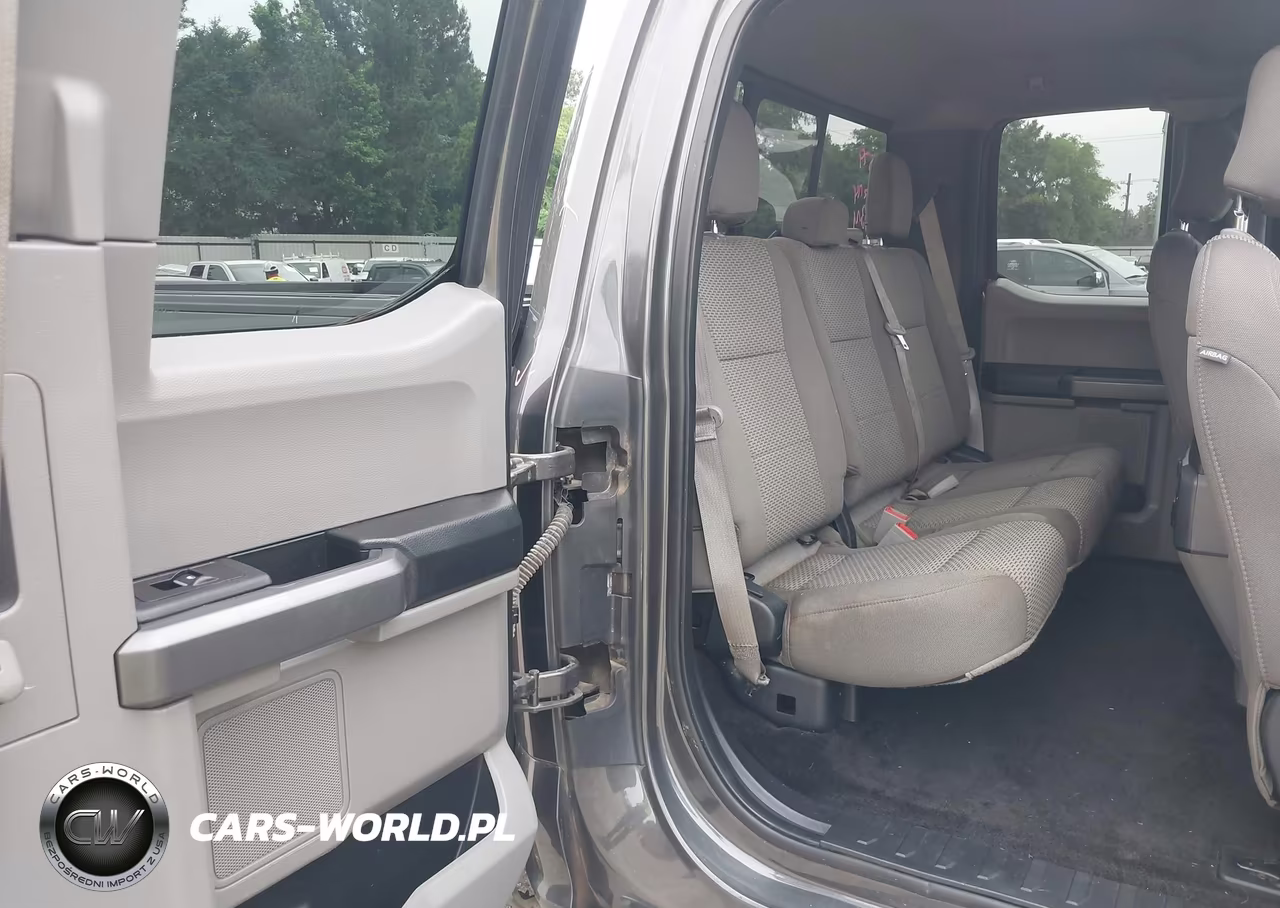 2018 Ford F-150 Xlt VIN:1FTEX1EP3JKC38055 - 8