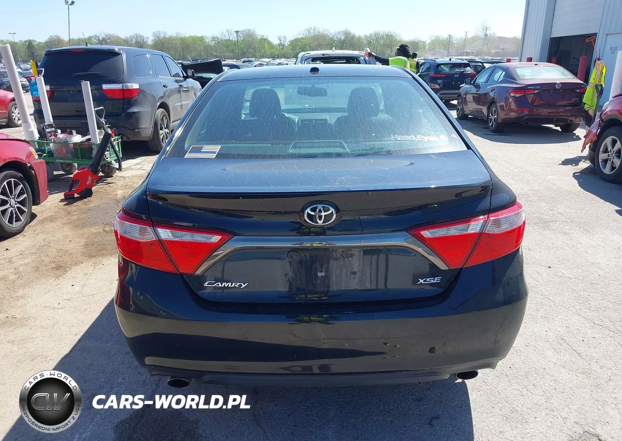 2016 Toyota Camry Xse V6 VIN:4T1BK1FK7GU573025 - 17