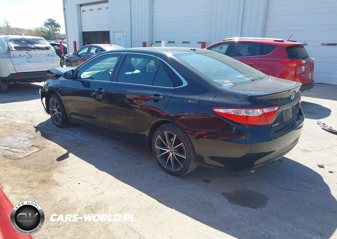 2016 Toyota Camry Xse V6 VIN:4T1BK1FK7GU573025 - 3