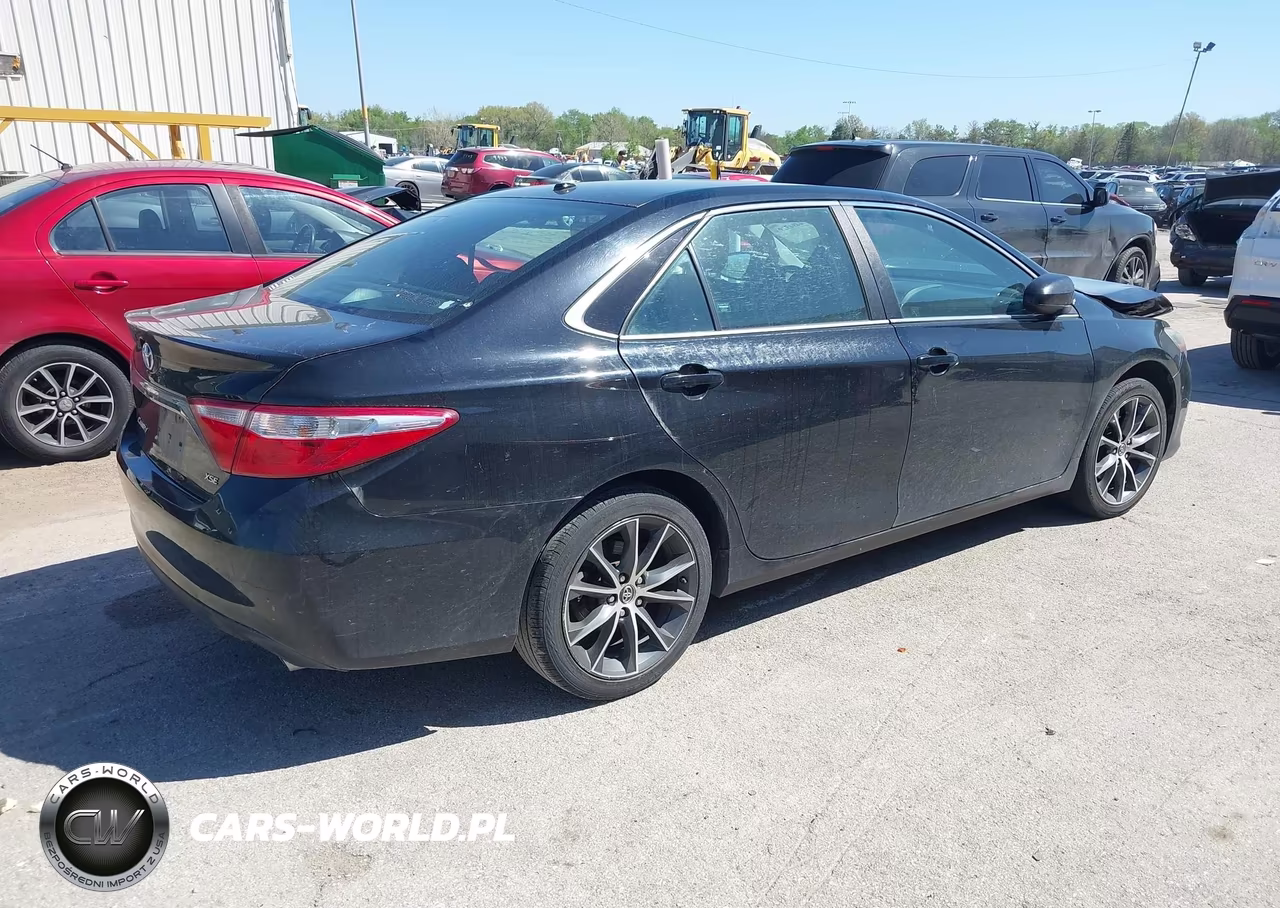 2016 Toyota Camry Xse V6 VIN:4T1BK1FK7GU573025 - 4