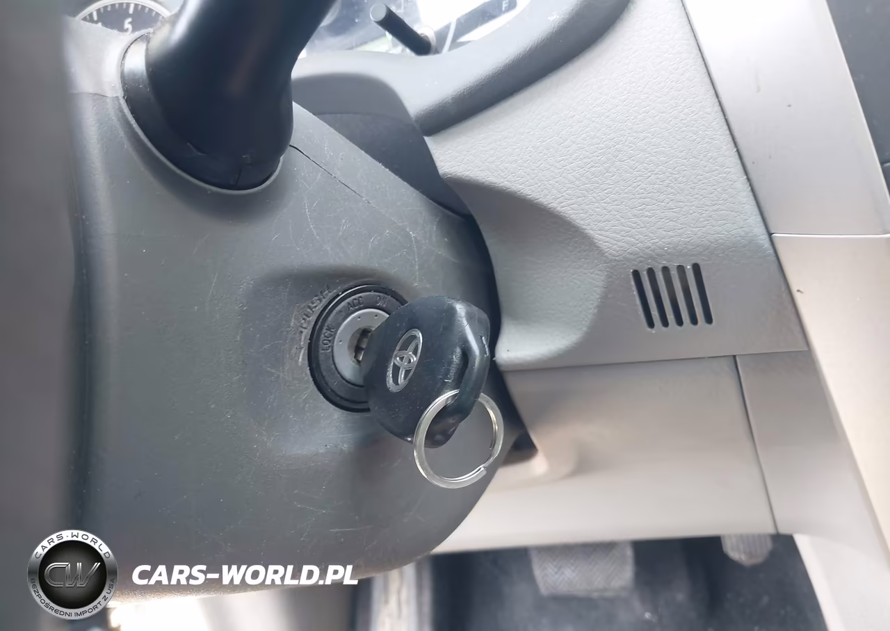 2010 Toyota Corolla Le VIN:2T1BU4EE2AC292041 - 11