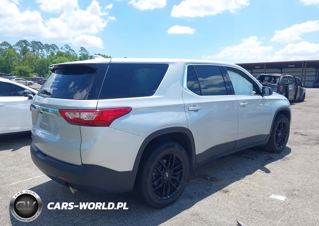 2021 Chevrolet Traverse Fwd Ls VIN:1GNERFKW3MJ253238 - 4