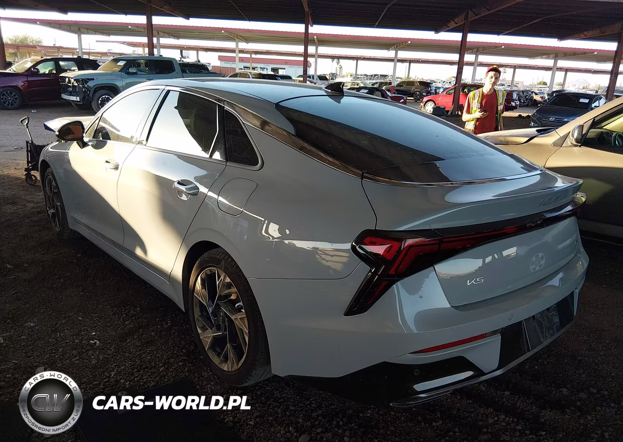 2025 Kia K5 Gt-Line VIN:KNAG64J7XS5377924 - 3