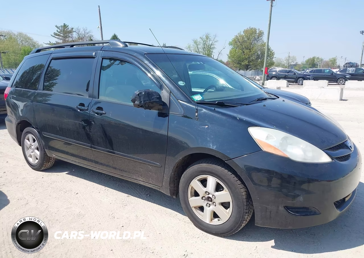2008 Toyota Sienna Le