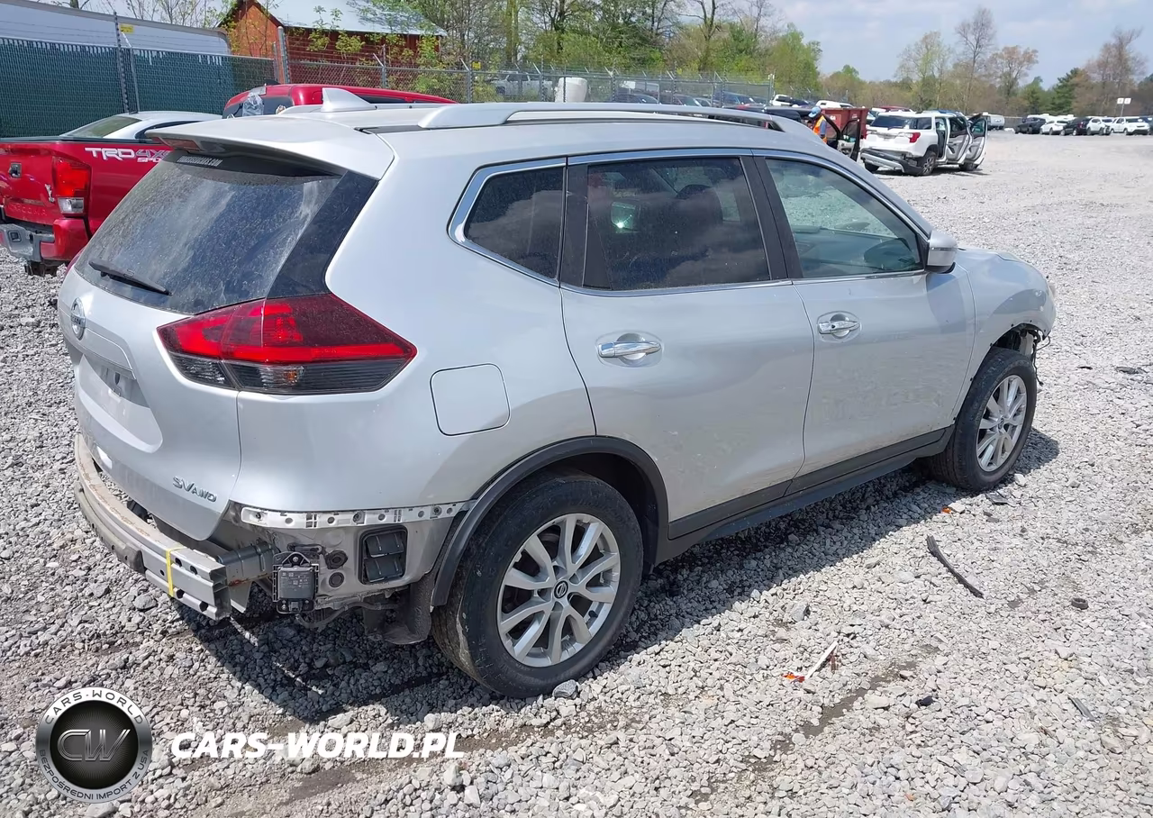 2017 Nissan Rogue Sv VIN:KNMAT2MV6HP608640 - 4