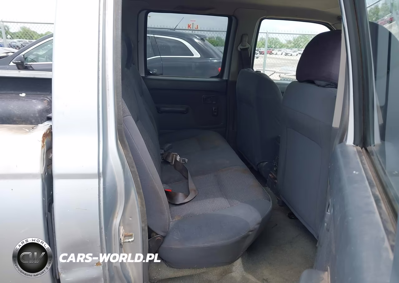 2002 Nissan Frontier Xe-V6 VIN:1N6ED29X12C307536 - 8