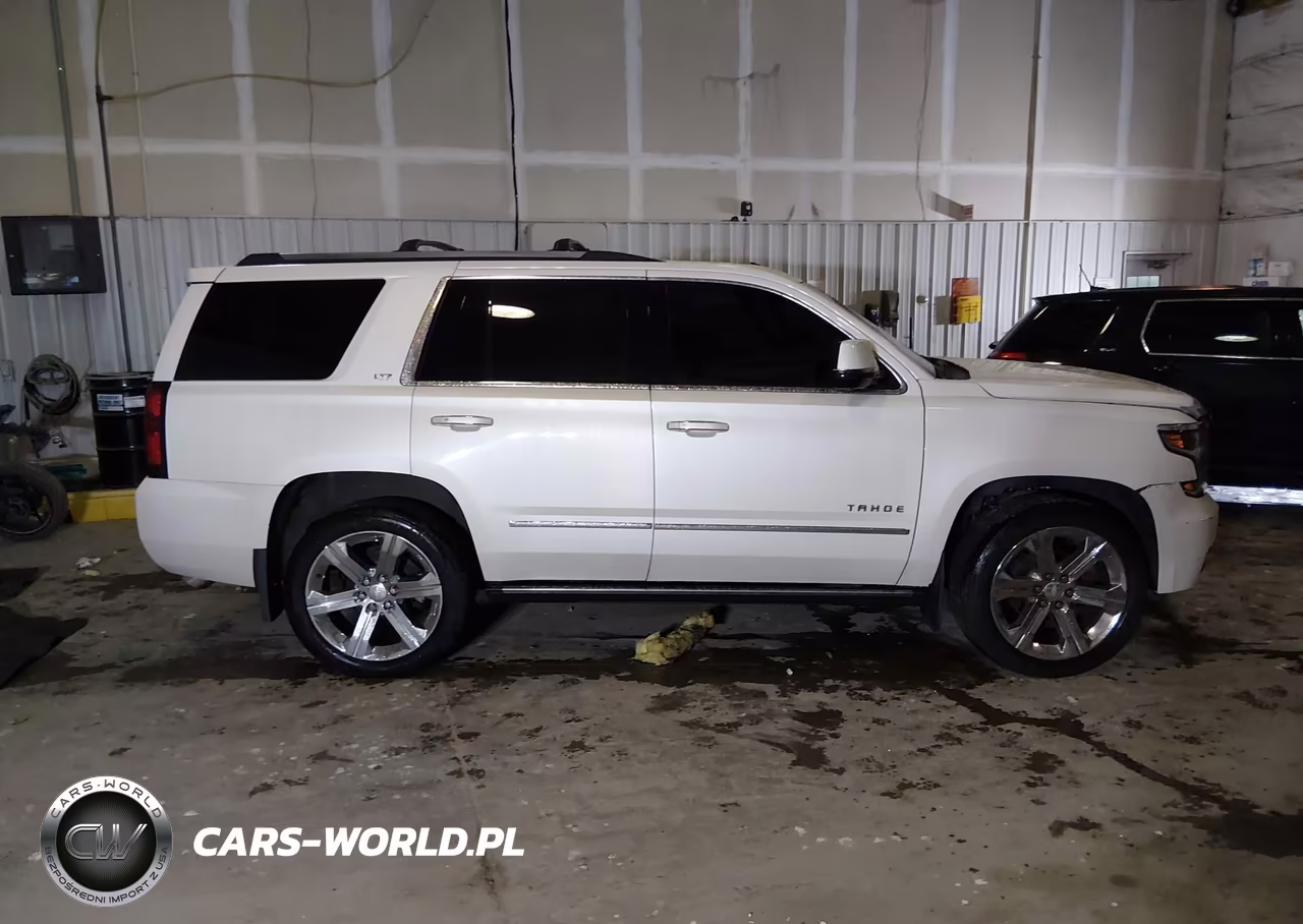 2015 Chevrolet Tahoe Ltz VIN:1GNSKCKC0FR104401 - 14