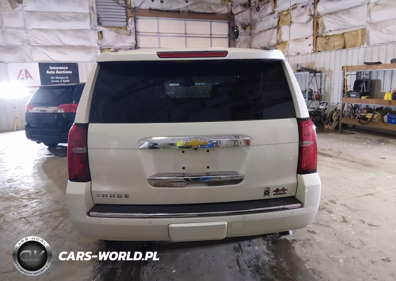 2015 Chevrolet Tahoe Ltz VIN:1GNSKCKC0FR104401 - 17