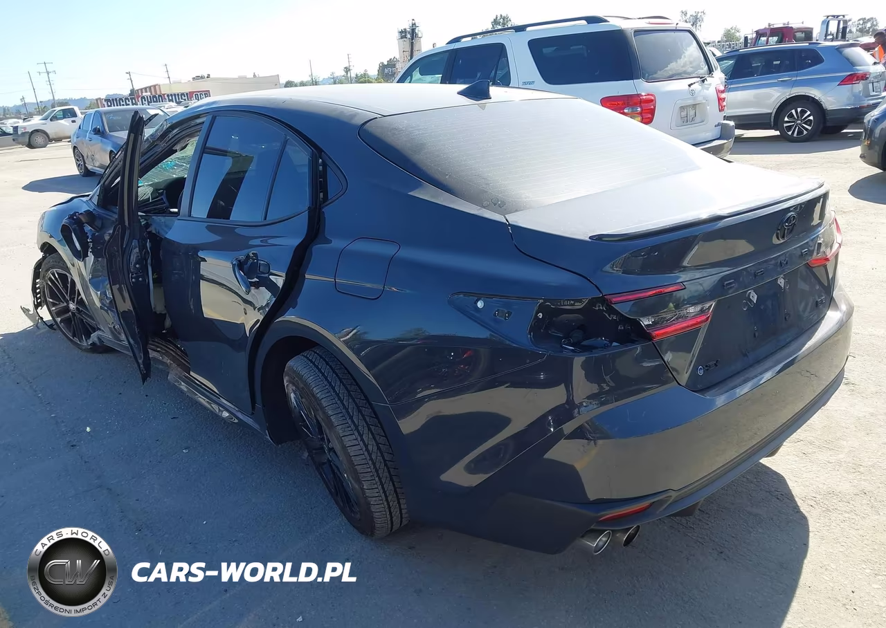 2026 Toyota Camry Se VIN:4T1DAACK6TU242320 - 3