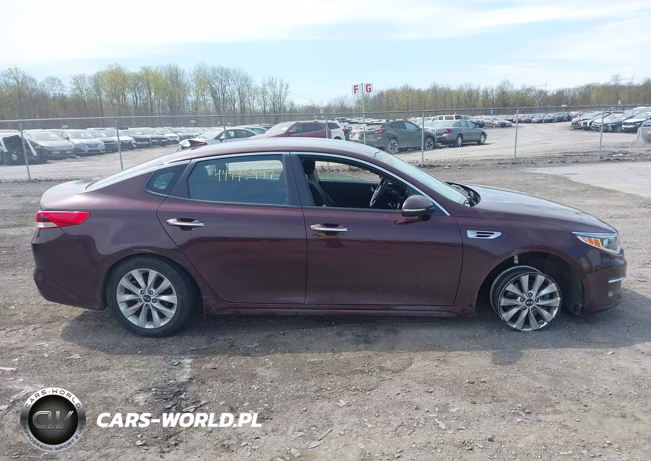 2018 Kia Optima Lx VIN:5XXGT4L38JG265977 - 12