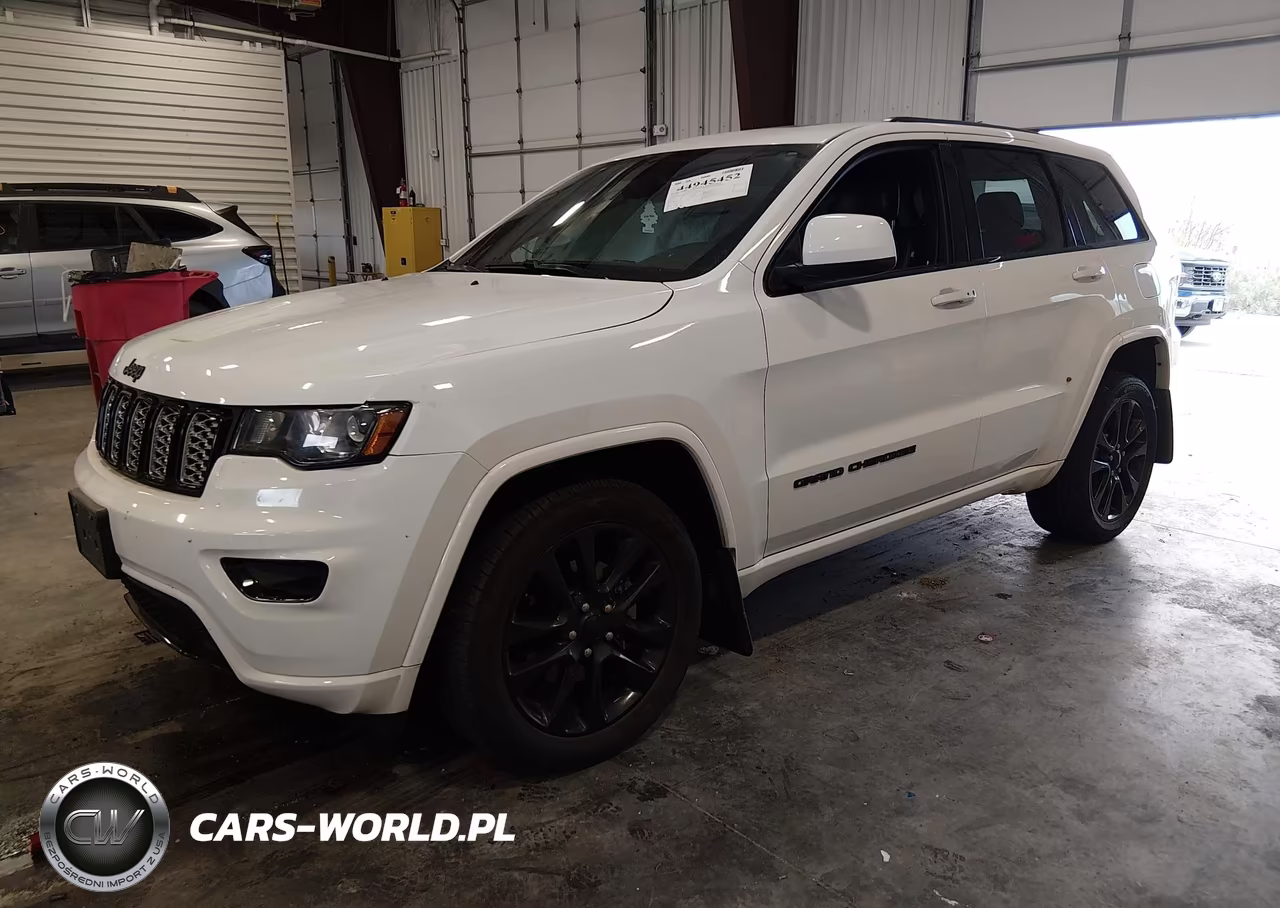 2017 Jeep Grand Cherokee Altitude 4X4 VIN:1C4RJFAG8HC704251 - 2