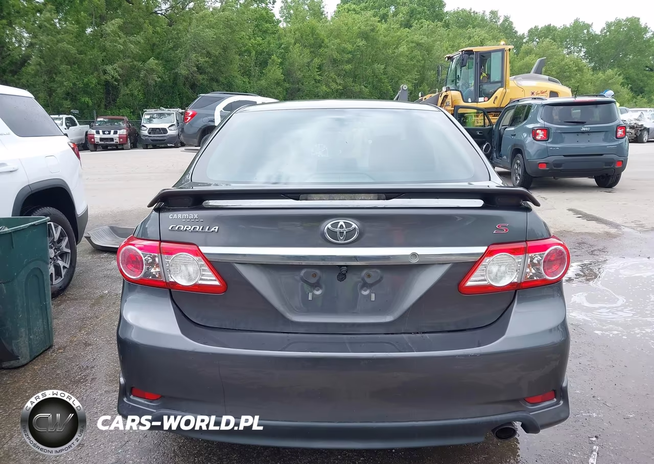 2013 Toyota Corolla S VIN:5YFBU4EE8DP160390 - 16